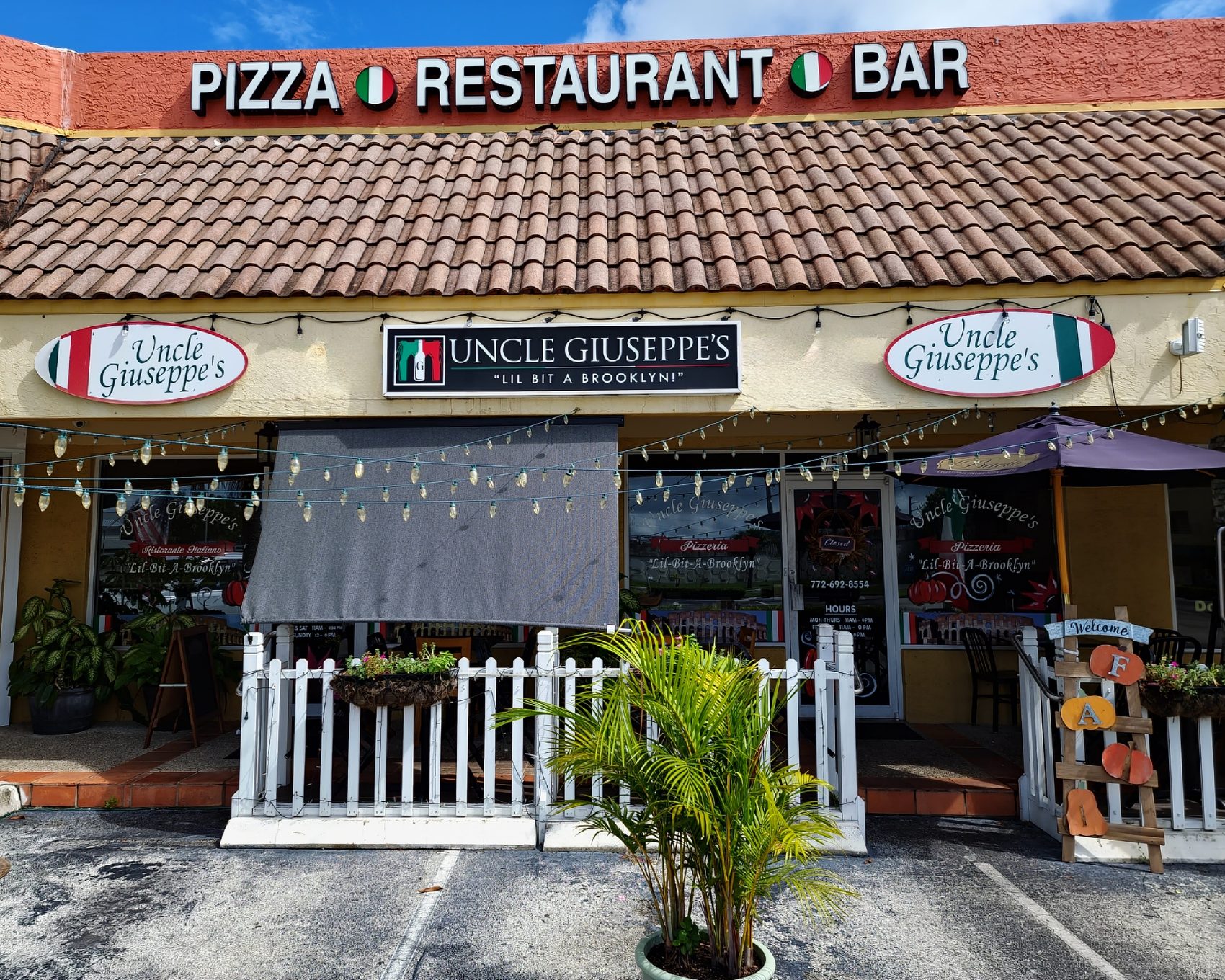 The Uncle Giuseppe's Pizza, Restaurant and Bar storefront in Stuart